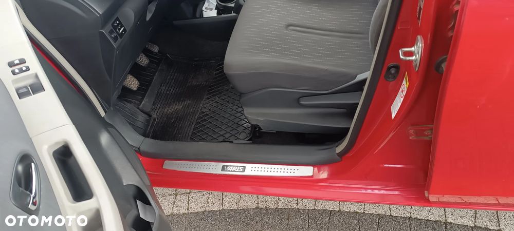 Toyota Yaris 1.33 Luna - 9