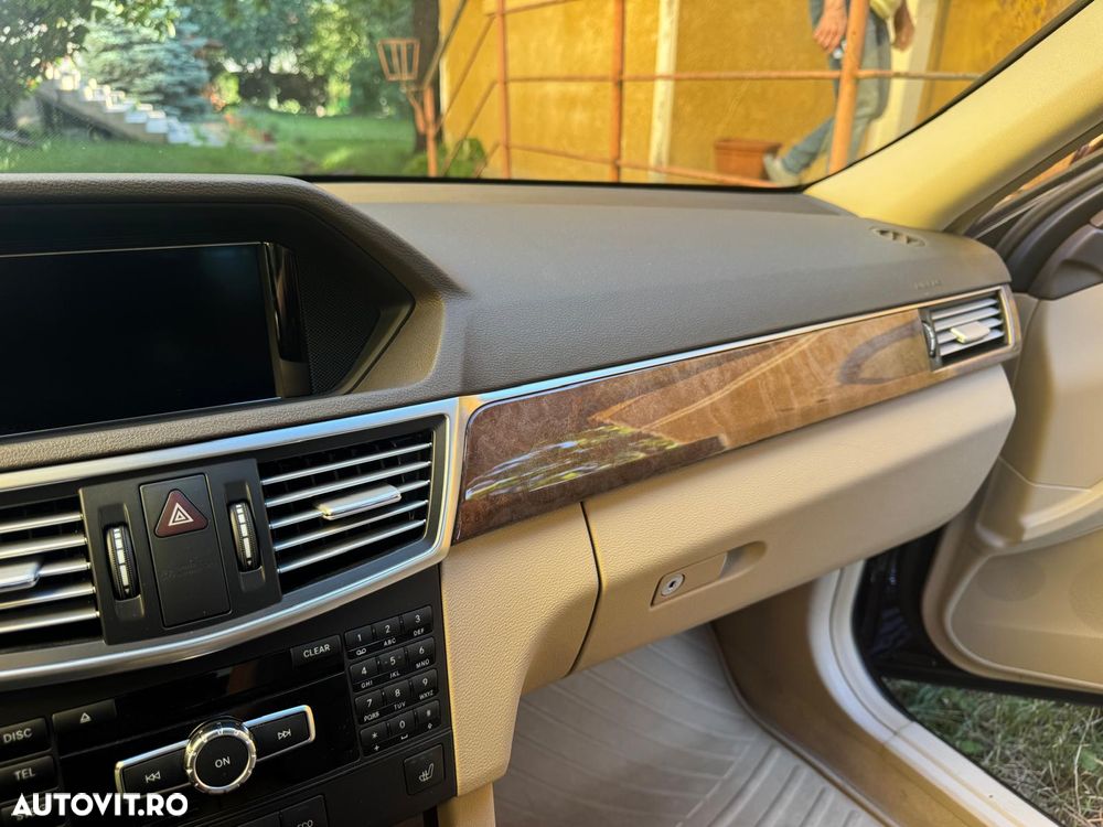 Mercedes-Benz E 350 CGI BlueEFFICIENCY Aut. - 14