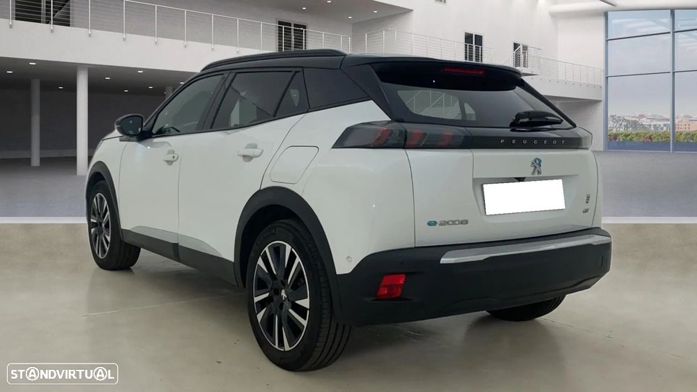 Peugeot e-2008 50 kWh Allure - 3