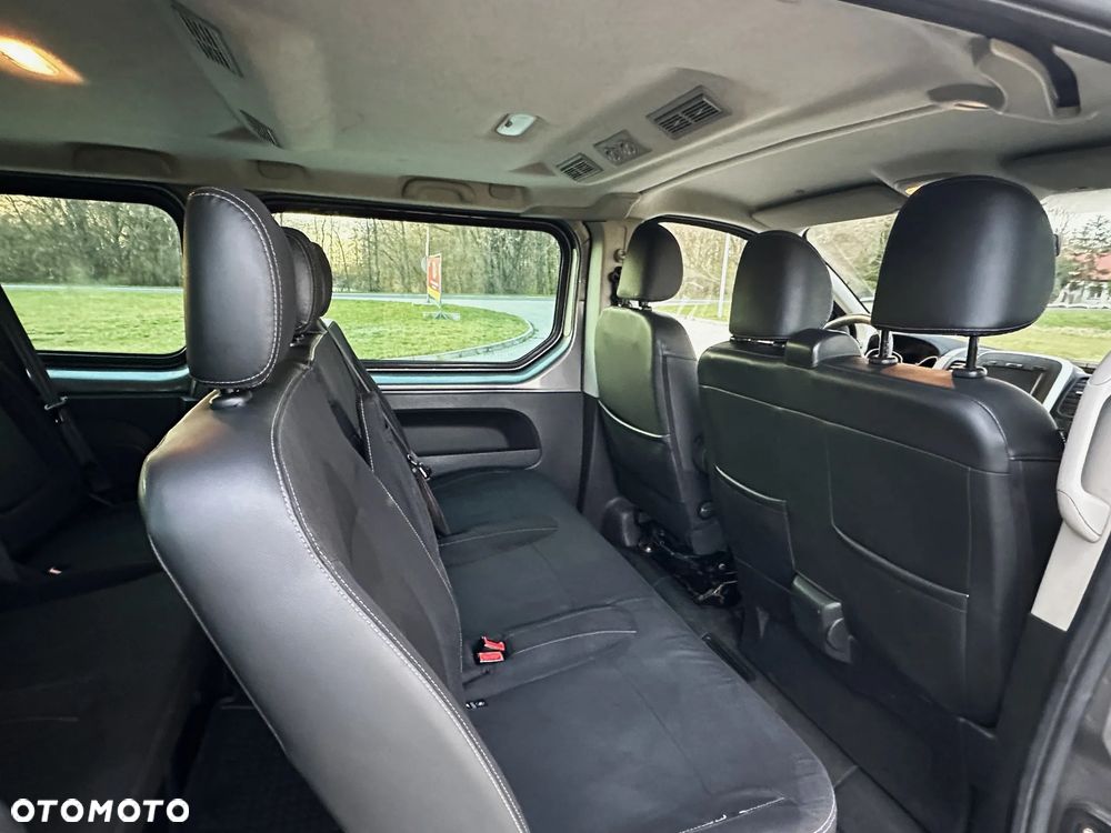 Renault Trafic Grand Passenger 3,0t Pack Clim - 24