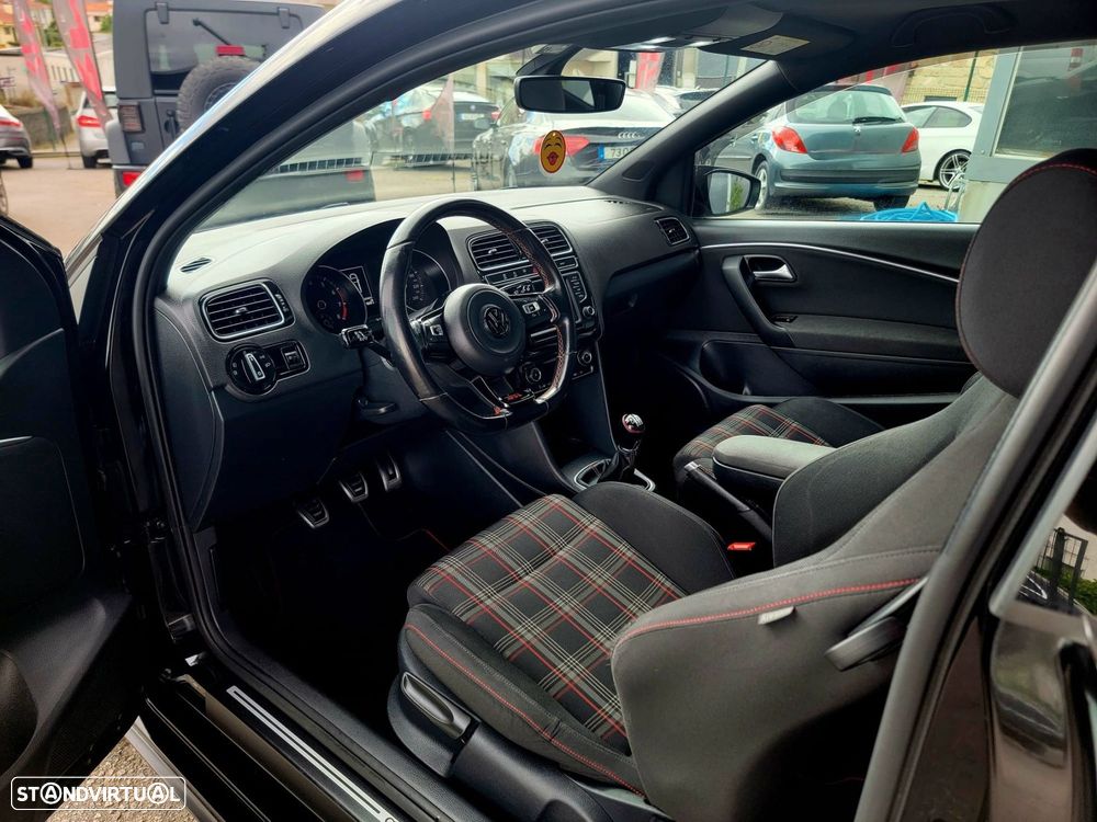 VW Polo 1.8 TSi GTi - 17