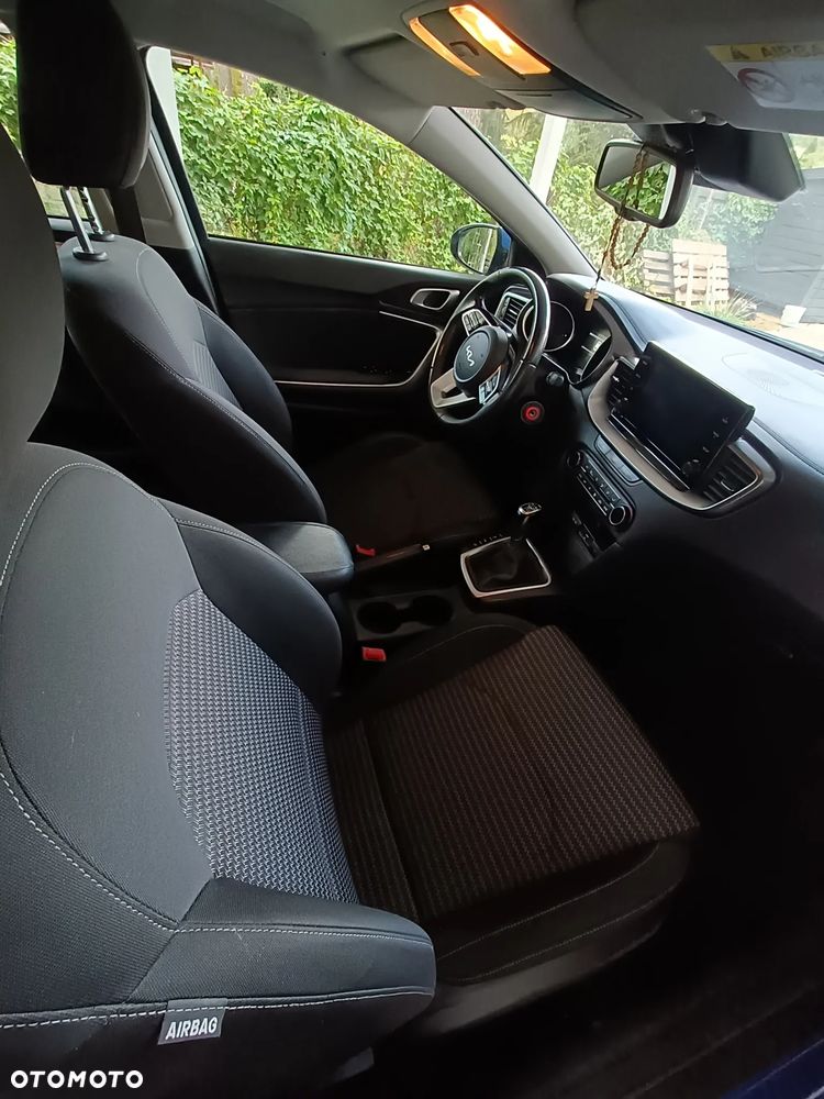 Kia Ceed 1.5 T-GDI M - 7