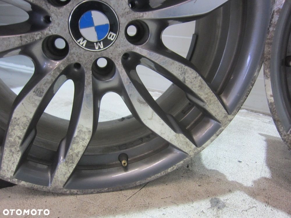 BMW X3 F25 F26 FELGI ALUMINIOWE 8.5JX19 ET38 ORYGINAŁ M-PAKIET 36117849661 - 4