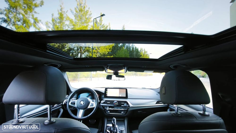 BMW 520 d Pack Desportivo M Auto - 40