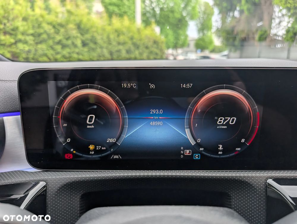 Mercedes-Benz CLA - 10