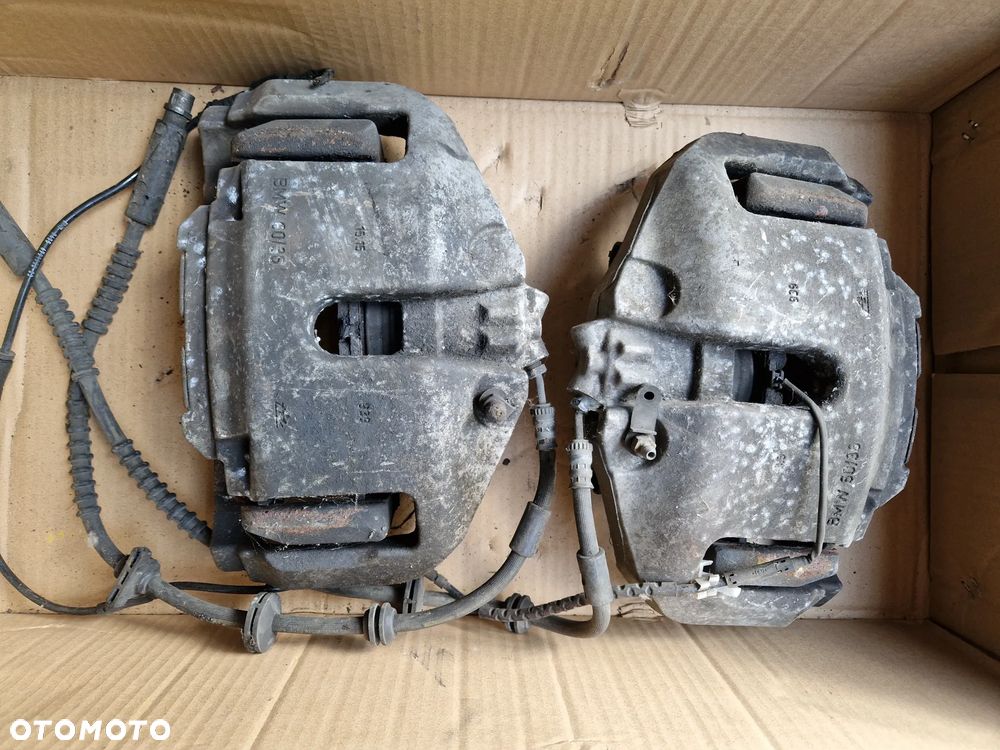 BMW F10 535d Zaciski Przednie 374mm 60/36 928 kompletny svap - 3