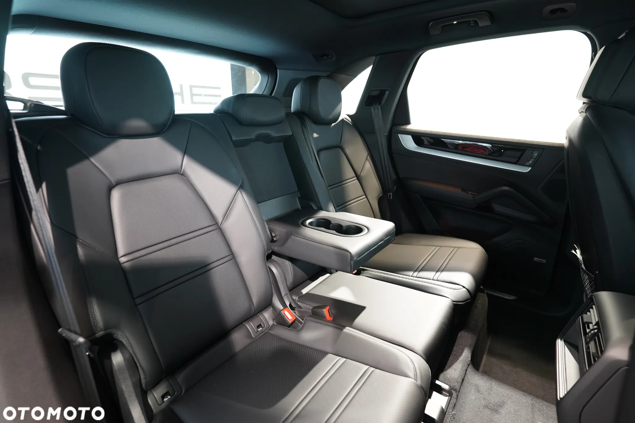 Porsche Cayenne E-Hybrid PHEV - 11