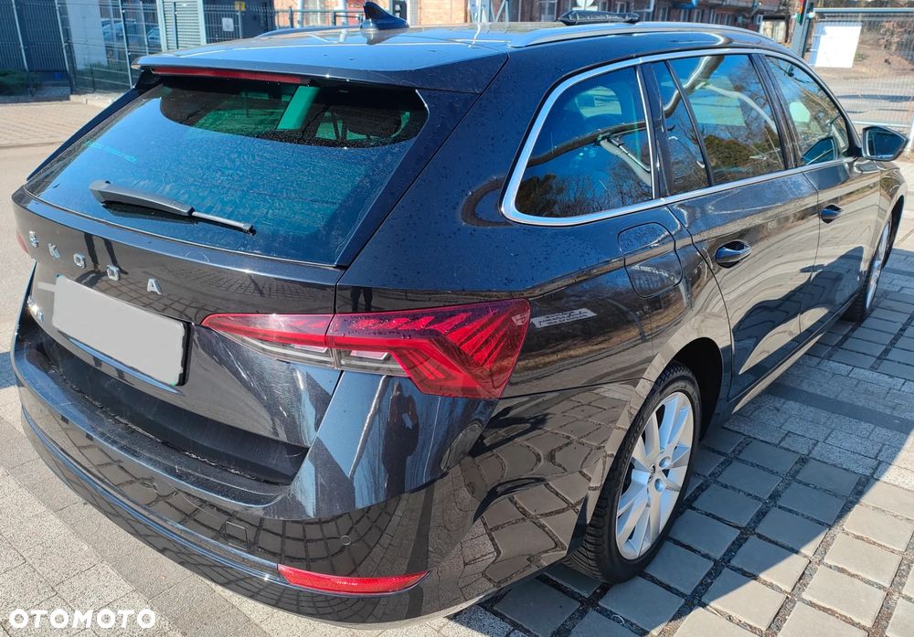 Skoda Octavia 2.0 TDI Style DSG - 2