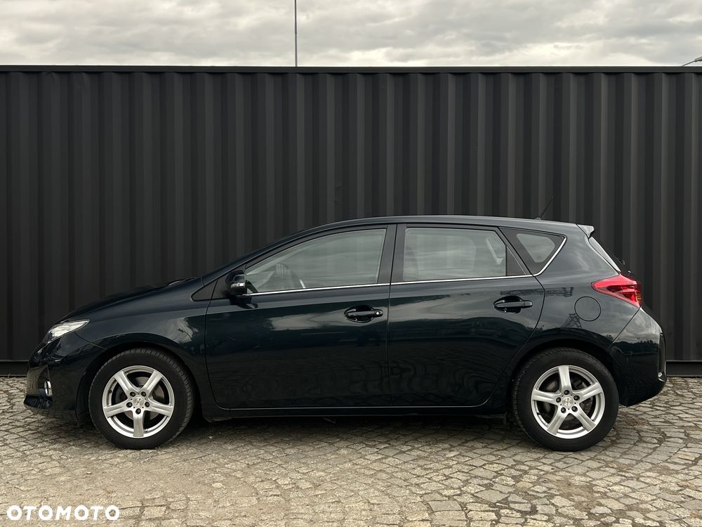 Toyota Auris - 2