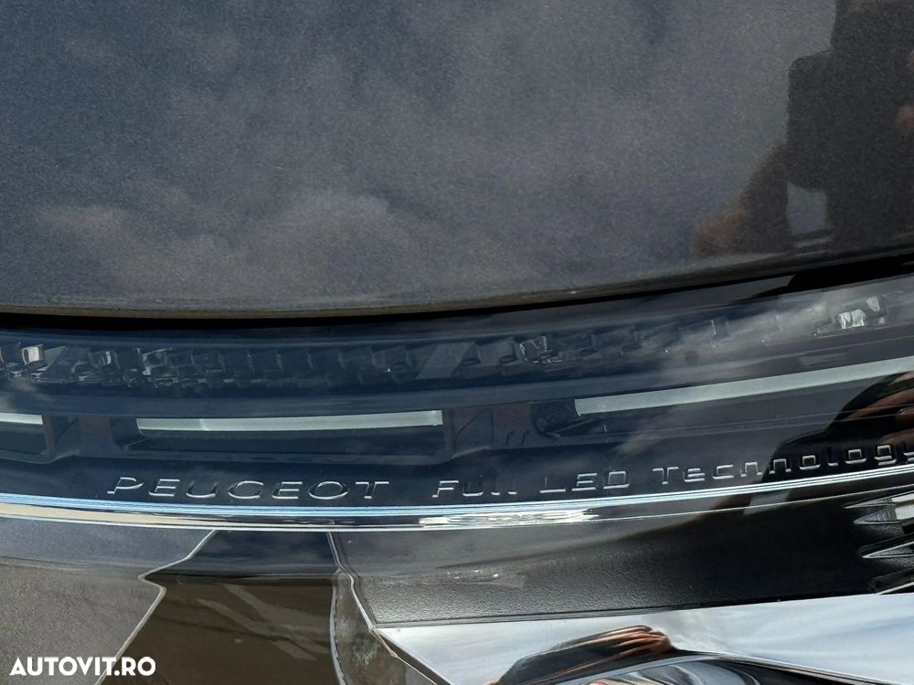 Peugeot 3008 1.2 PureTech Turbo S&S GT-Line - 8