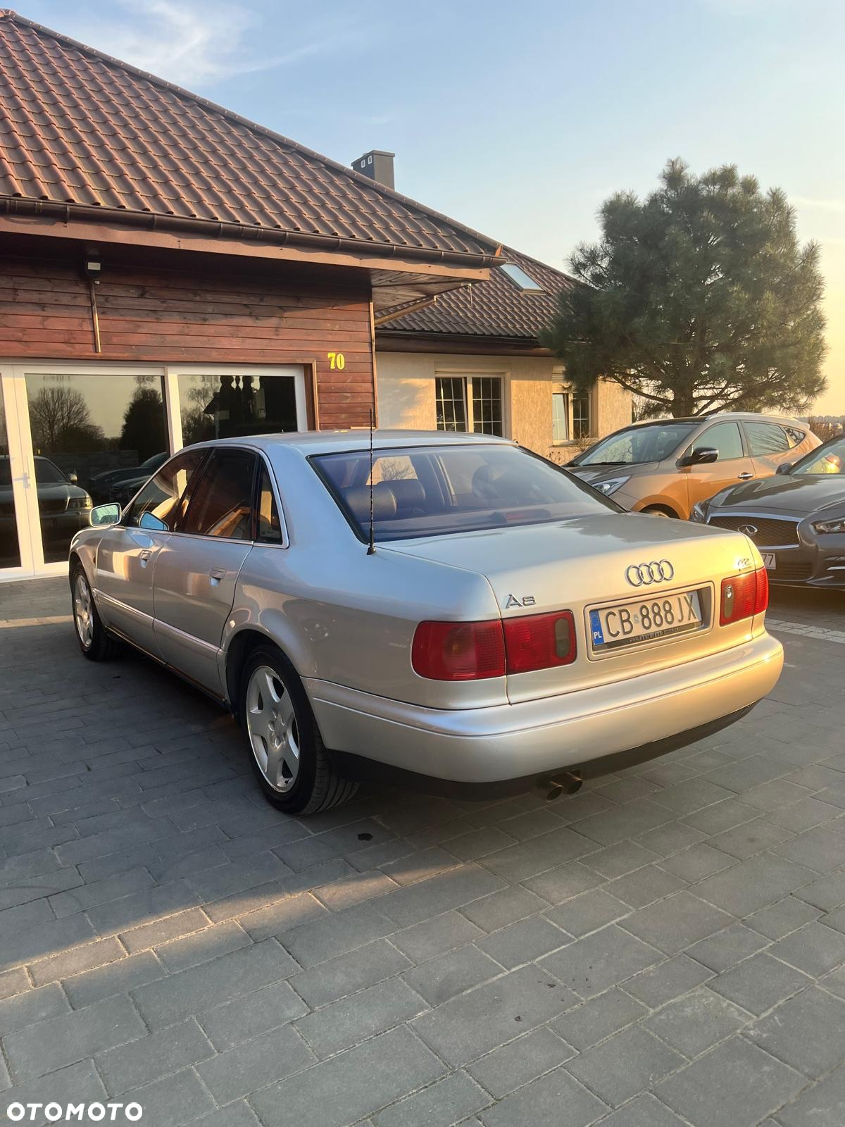 Audi A8 - 3