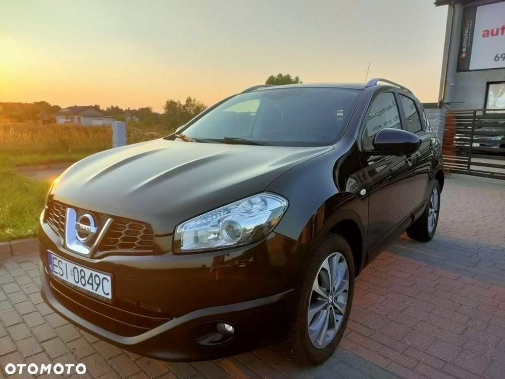 Nissan Qashqai - 1