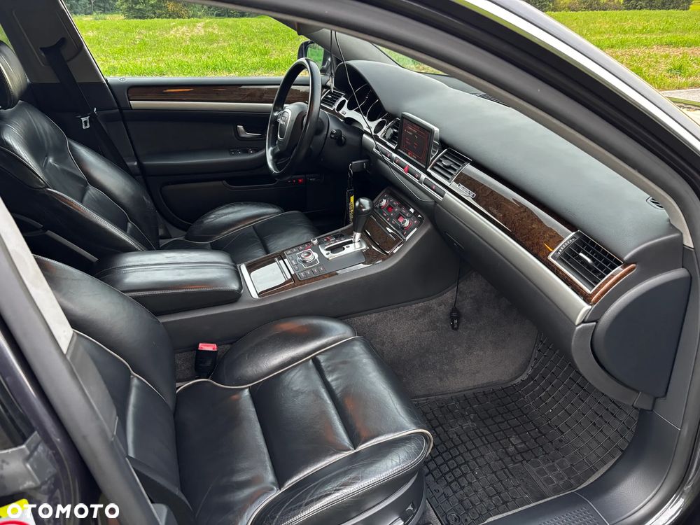 Audi A8 - 9