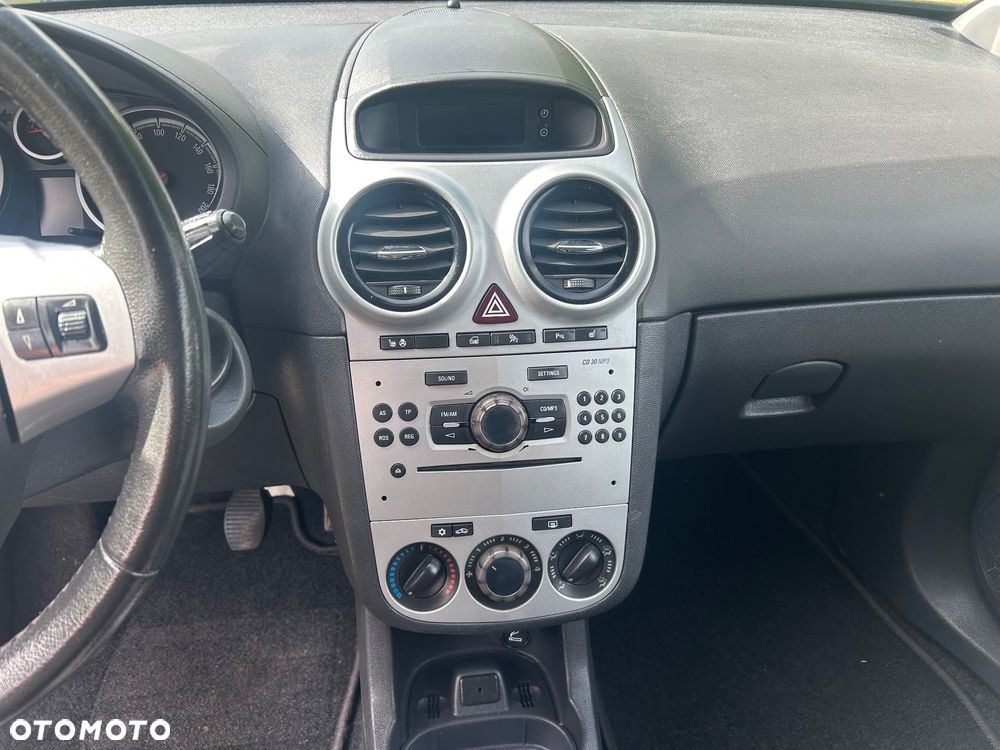 Opel Corsa 1.4 16V Innovation 110 Jahre - 13