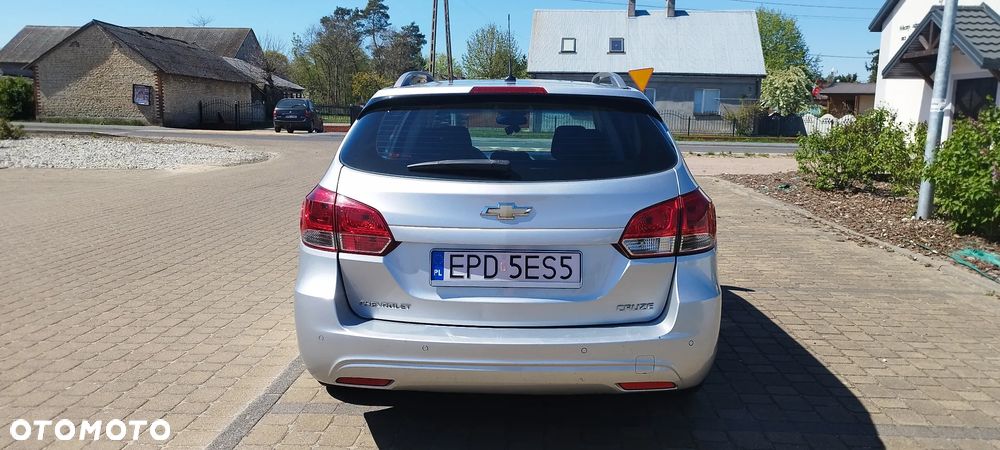 Chevrolet Cruze 1.6 - 6