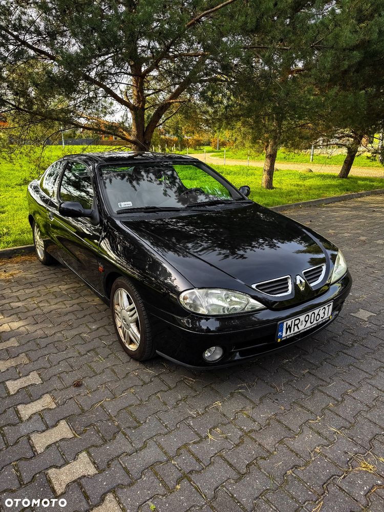 Renault Megane 1.6 Privilege - 1