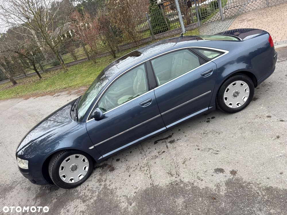 Audi A8 4.2 Quattro - 18