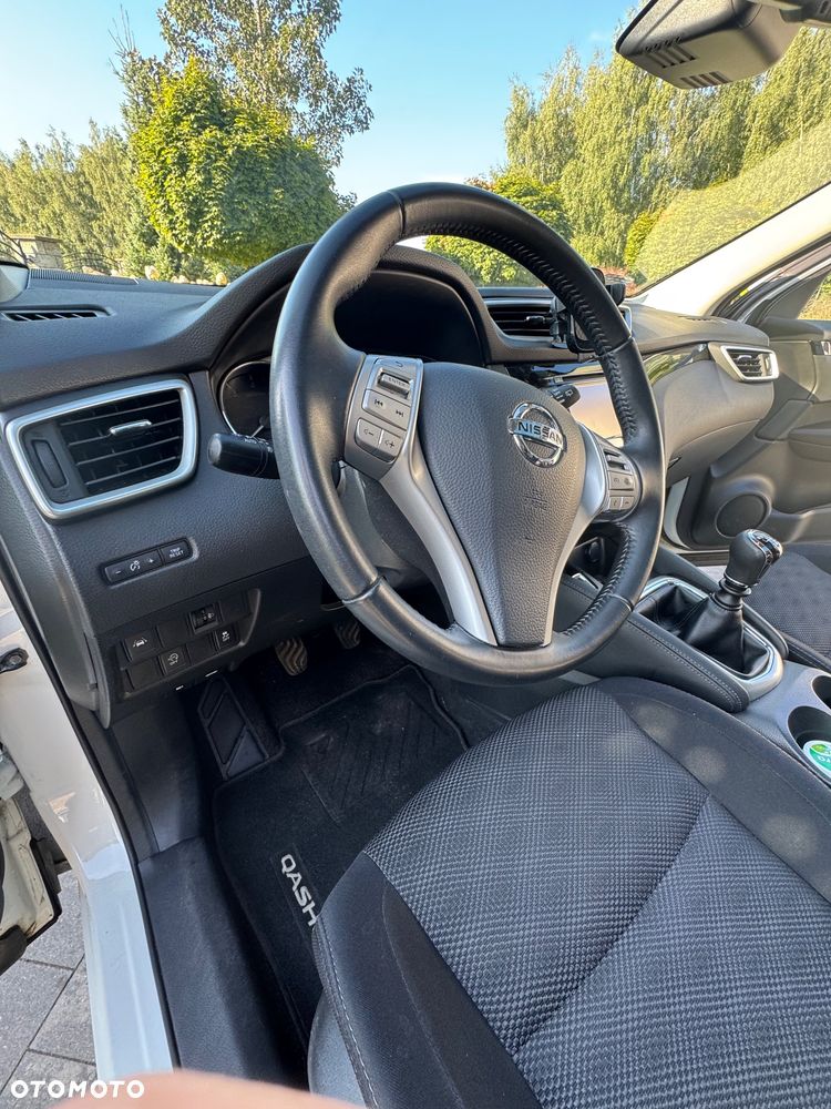 Nissan Qashqai 1.6 DIG-T N-Connecta - 13