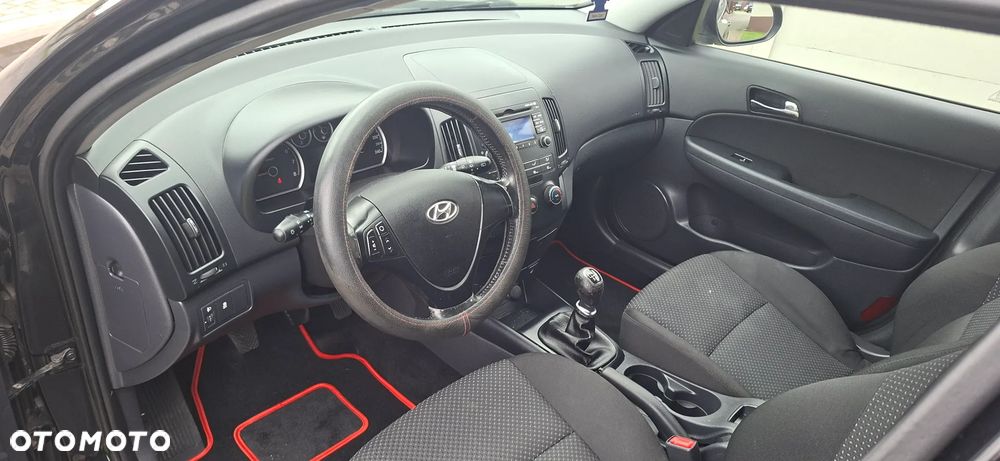 Hyundai i30 1.4 Blue Classic - 24