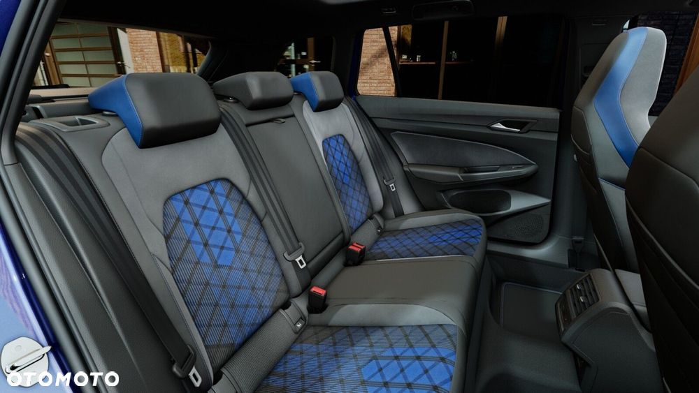 Volkswagen Golf - 12