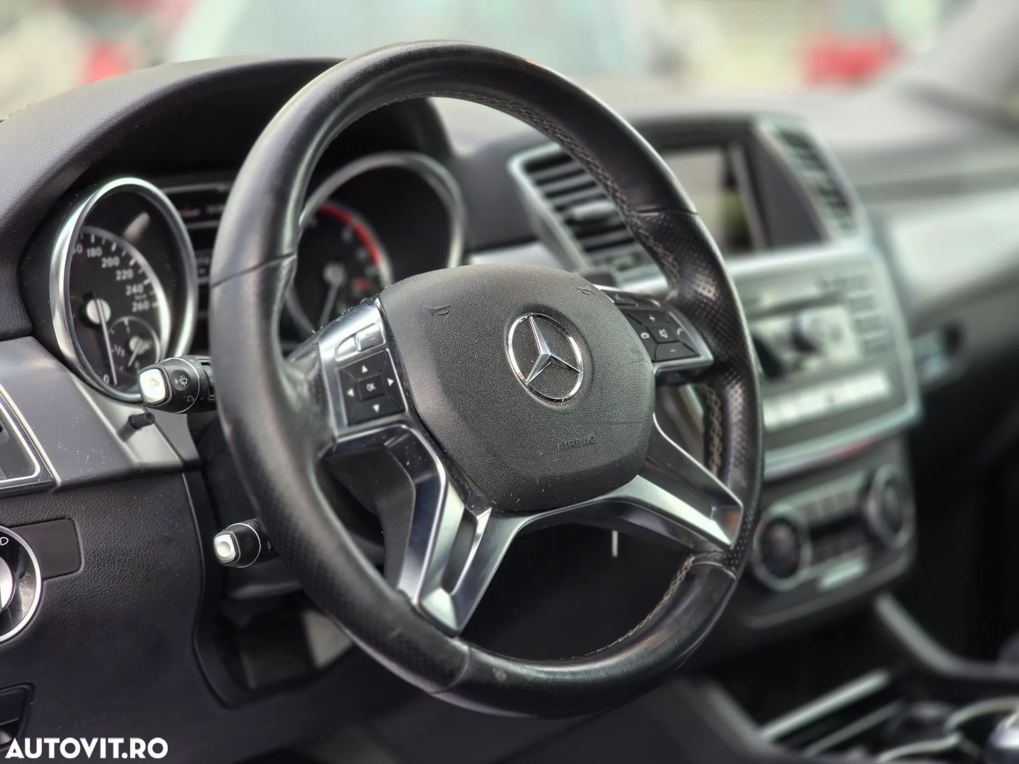 Mercedes-Benz ML 250 BlueTec 4MATIC Aut - 6