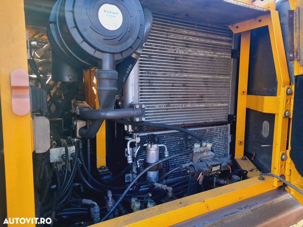 Volvo EC140 BLC - 10