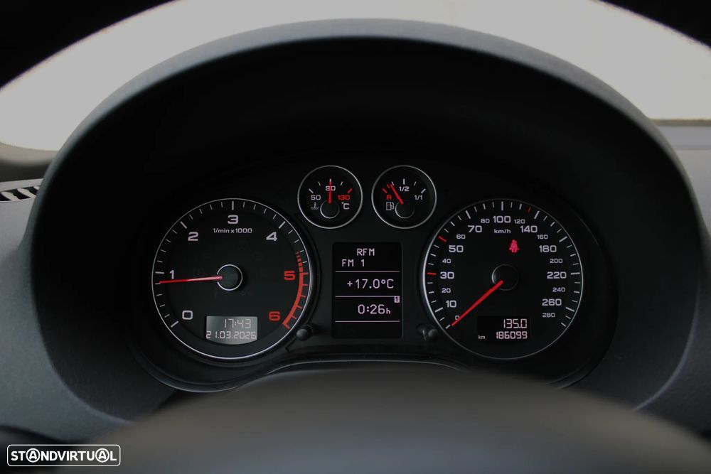 Audi A3 Cabrio 1.6 TDi Sport - 29