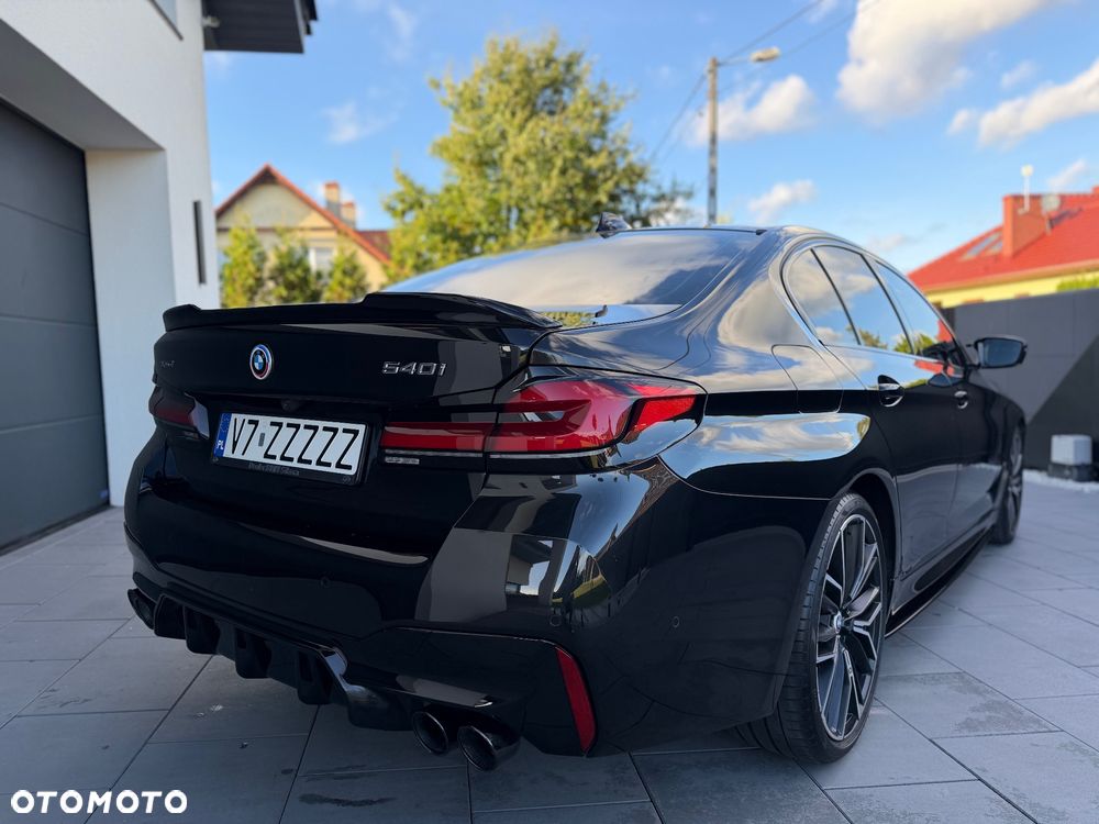 BMW Seria 5 540i xDrive M Sport Edition - 7