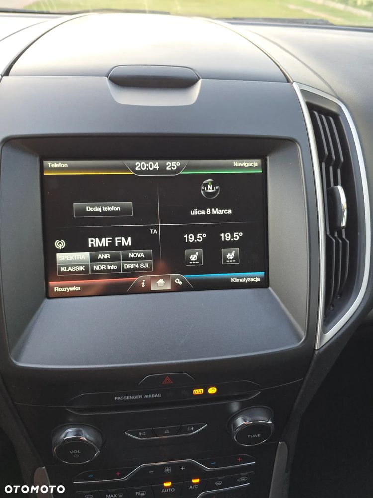 Ford S-Max - 18