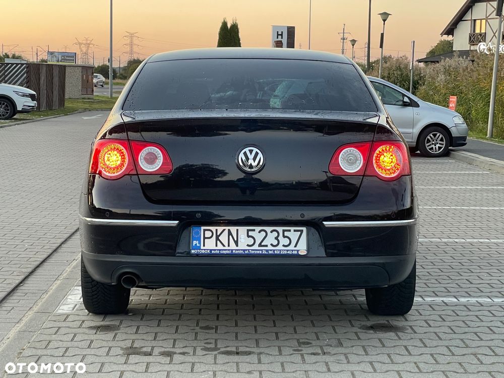 Volkswagen Passat 1.6 TDI Comfortline - 6
