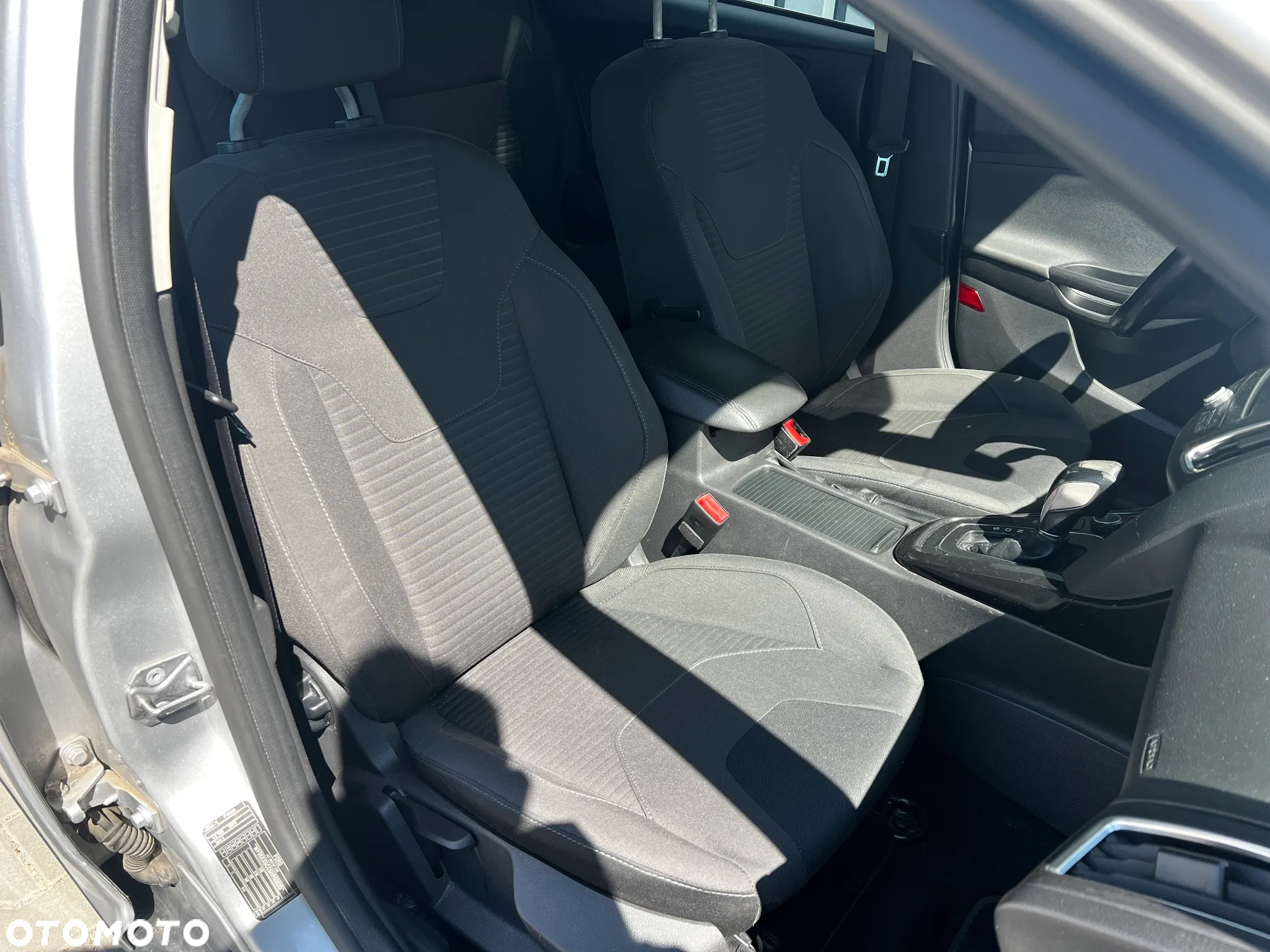 Ford Focus Turnier 1.5 EcoBlue Start-Stopp-System TITANIUM - 11