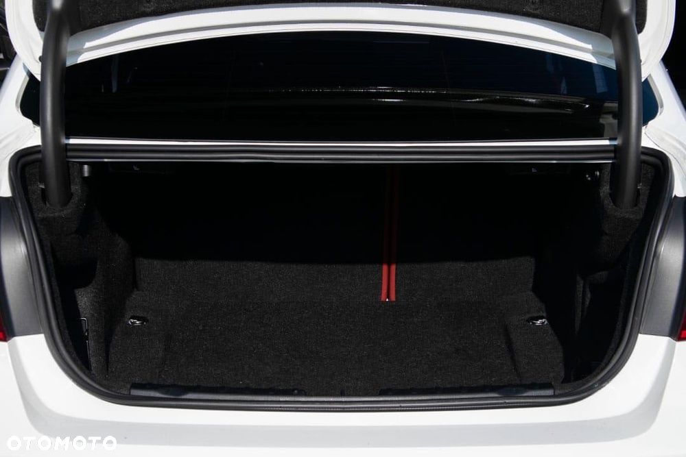 BMW M3 DKG Competition - 19