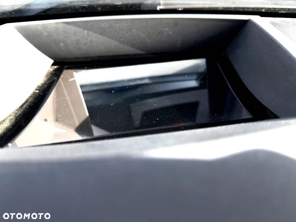 BMW Seria 5 530xi - 22