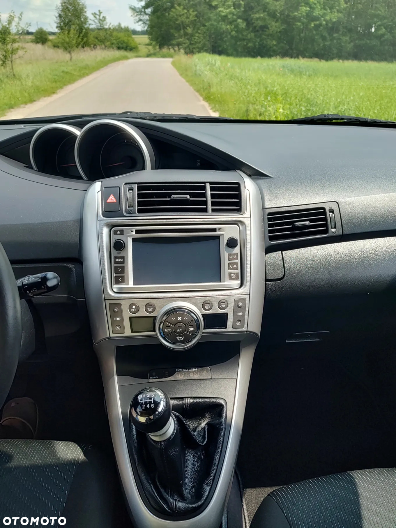 Toyota Verso 2.0 D-4D Sol 7os - 11
