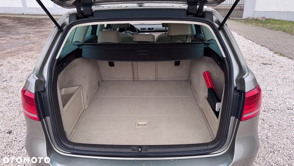 Volkswagen Passat 1.8 TSI Highline DSG - 22