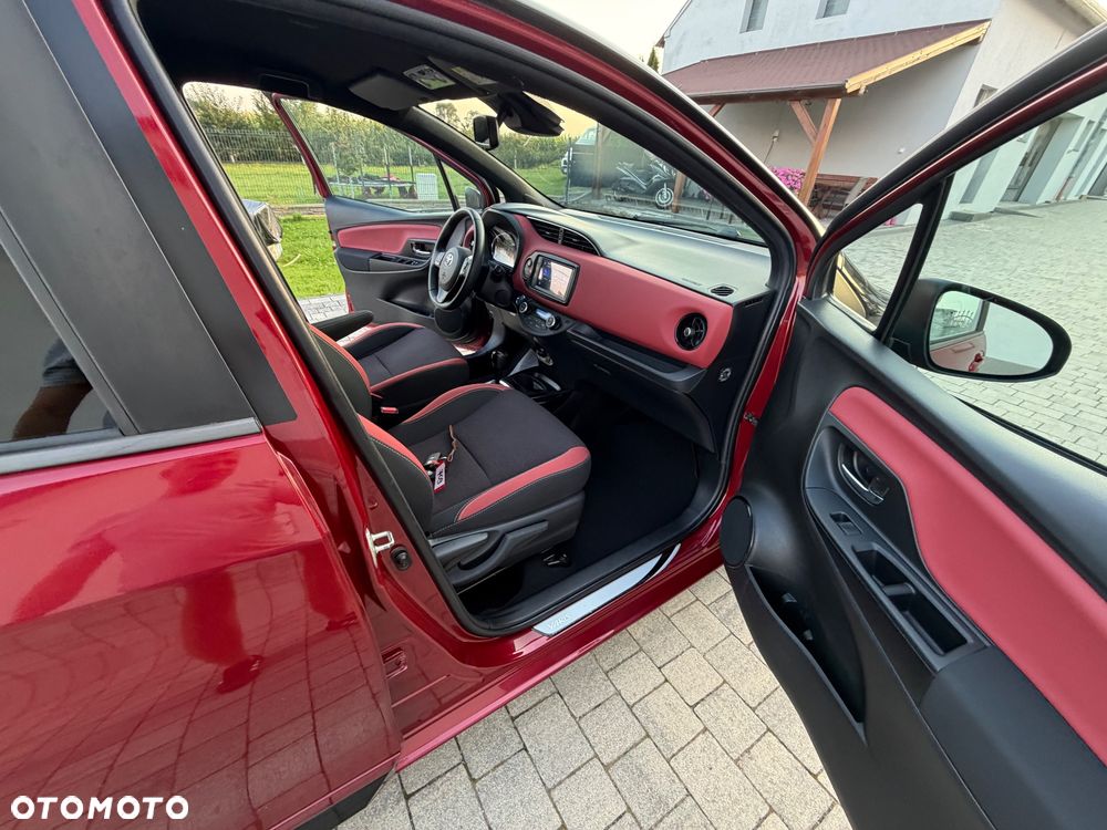 Toyota Yaris - 10