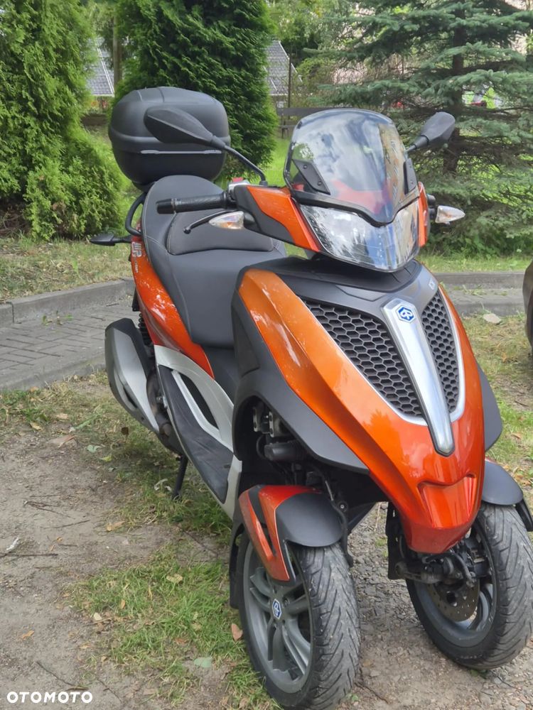 Piaggio MP-3 - 1