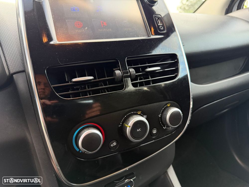 Renault Clio 1.5 dCi Dynamique S - 13
