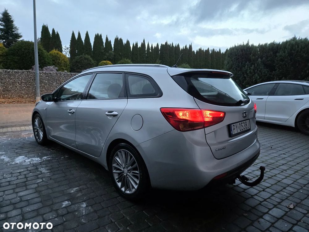Kia Ceed - 3