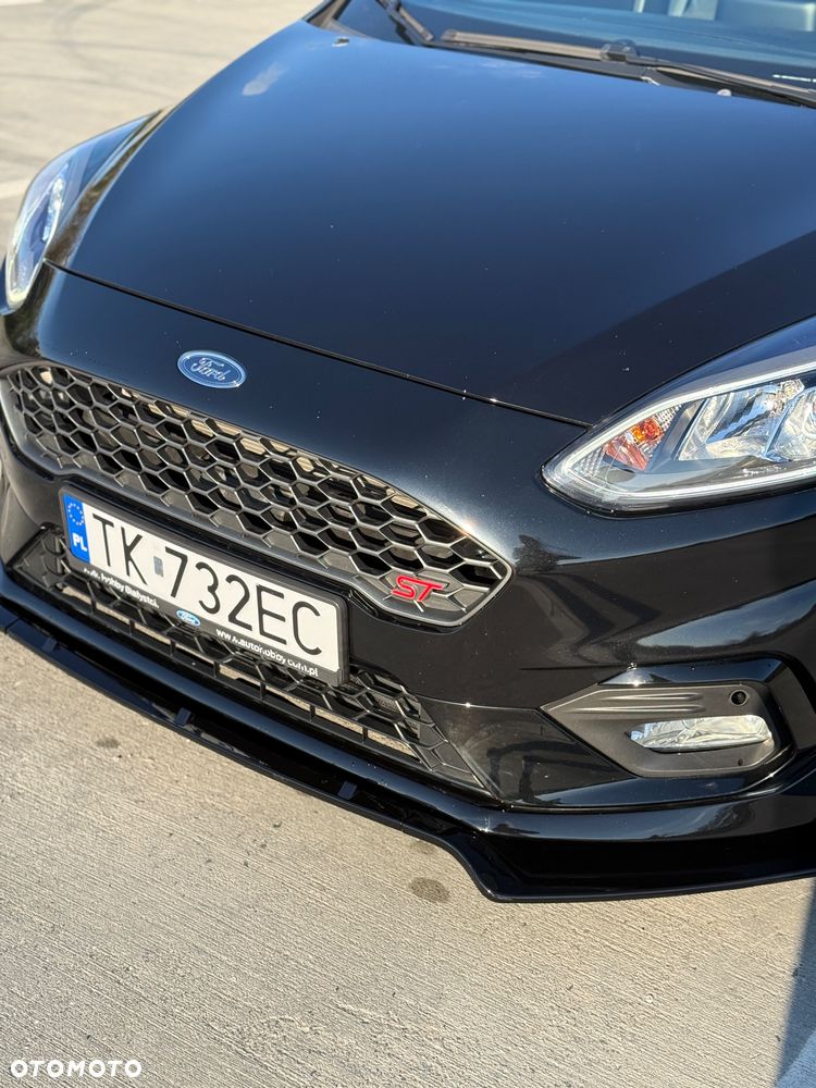 Ford Fiesta - 10