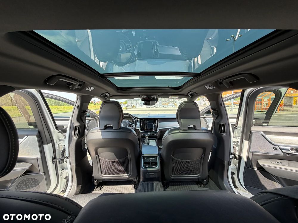 Volvo V90 D5 SCR AWD R-Design - 18