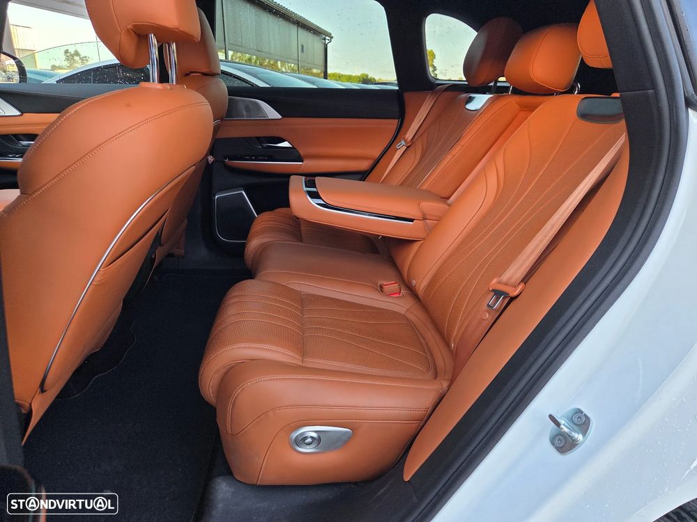 Xpeng G9 98 kWh AWD Performance + Pack Premium - 29