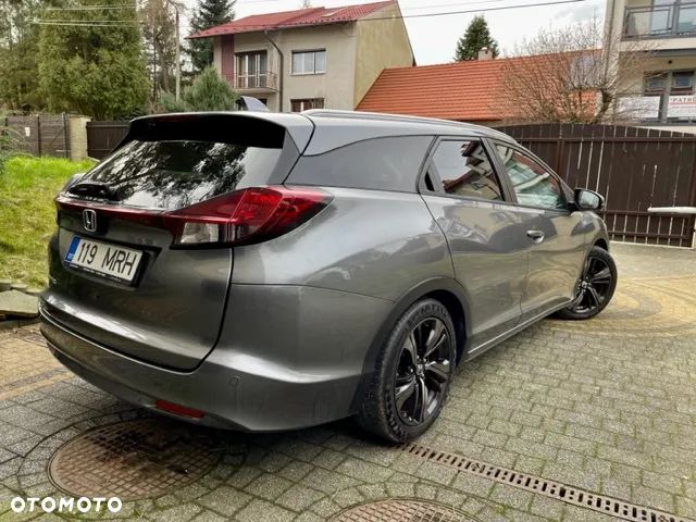 Honda Civic 1.8 Lifestyle (Honda Connect+) - 3