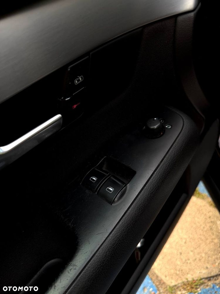 Audi A4 Limousine - 14