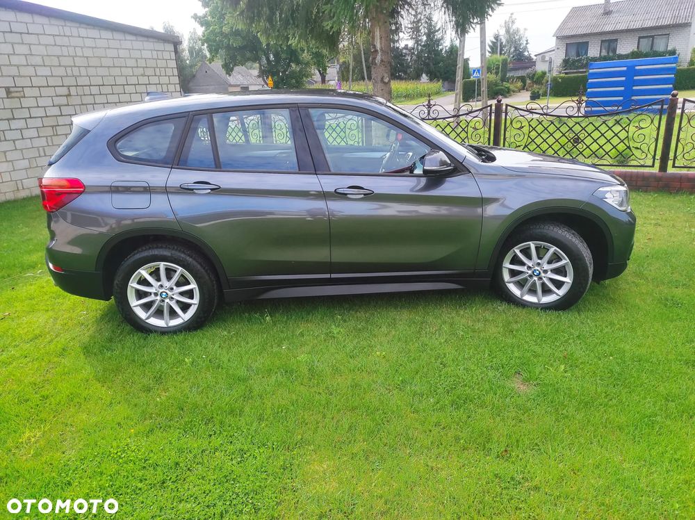 BMW X1 xDrive20i - 6