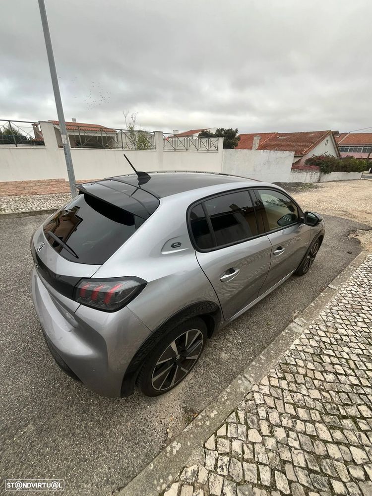 Peugeot e-208 GT Pack - 7