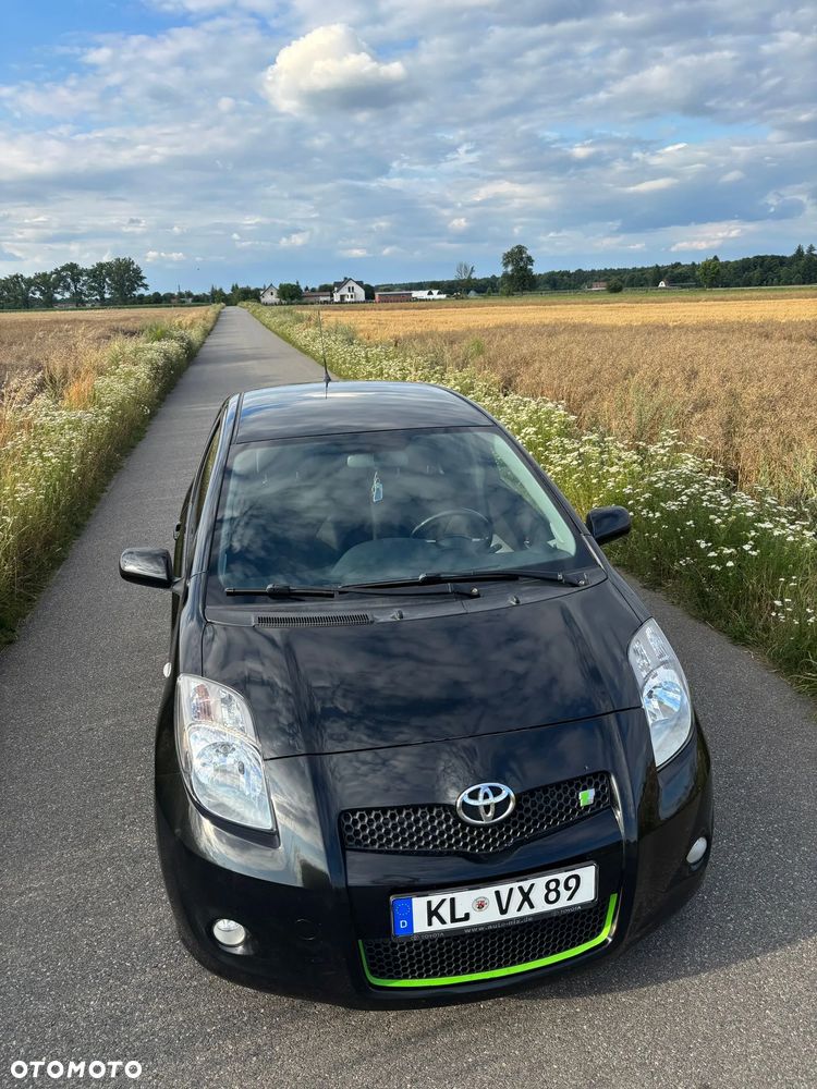 Toyota Yaris 1.8 VVT-i TS - 2