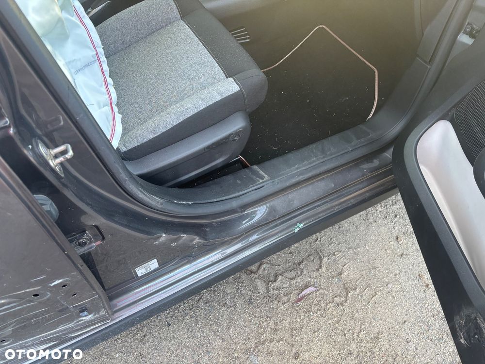 Citroën C3 Pure Tech 82 LIVE - 8