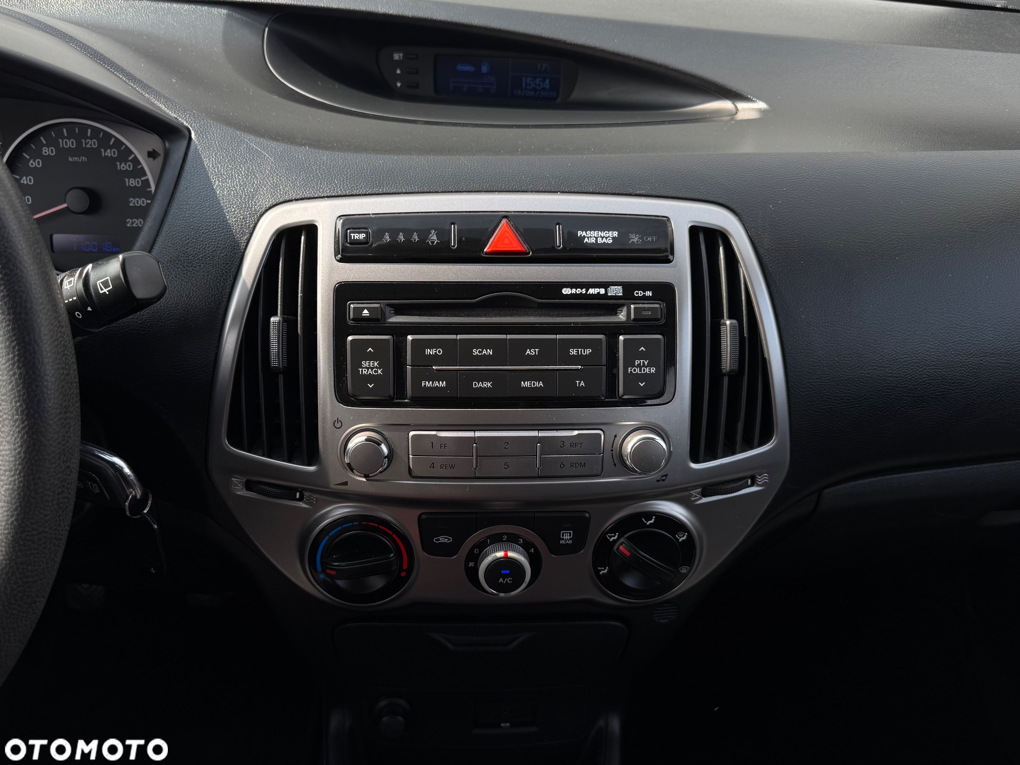 Hyundai i20 1.2 Fifa World Cup Edition - 21
