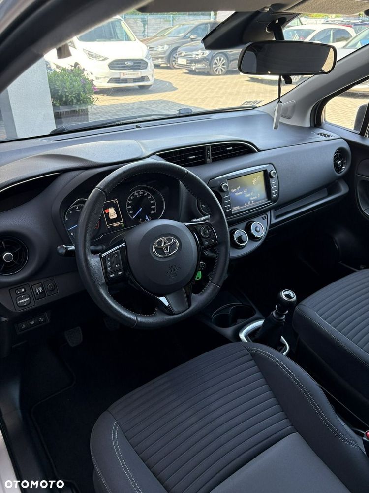 Toyota Yaris - 14